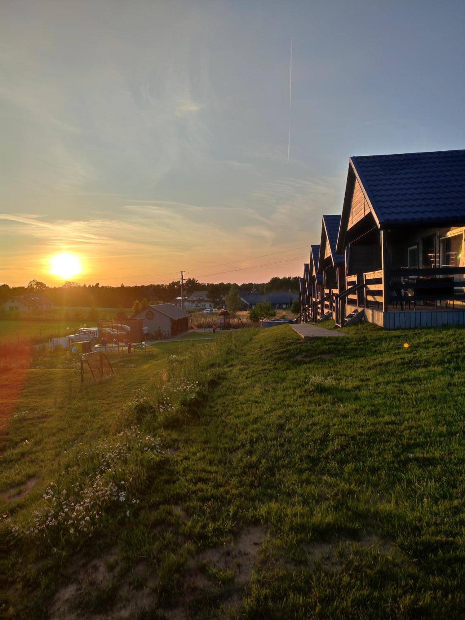 Widoki Rusinowo Domki Letniskowe Exterior foto